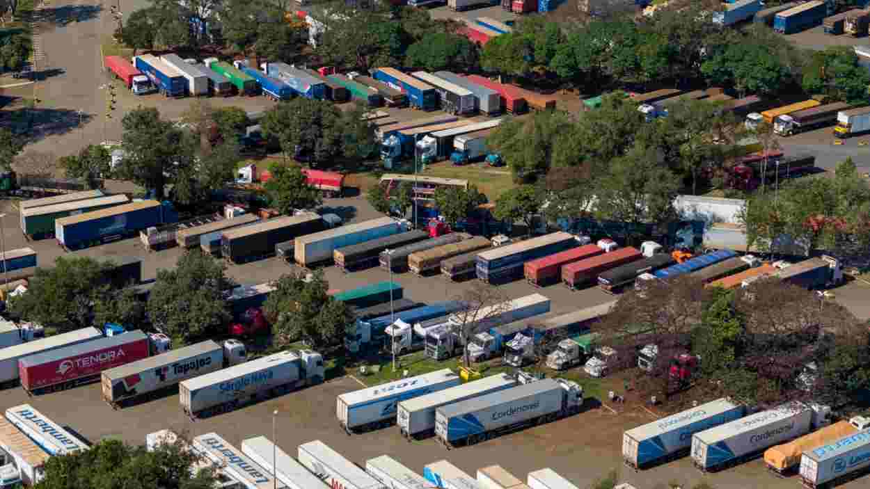 Porto Seco De Foz Do Igua U Bate Recorde De Cargas