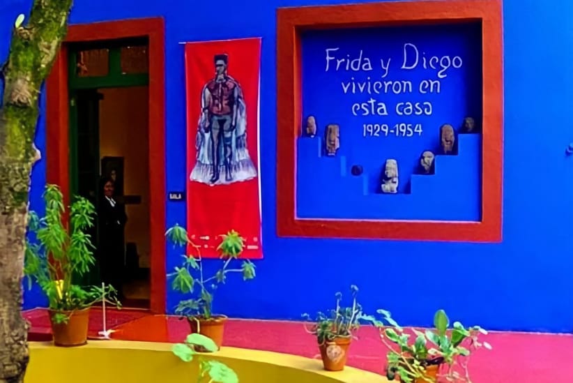 Un pie en la historia.  Soy Loco presenta La Casa Azul, de la artista Frida Kahlo – H2FOZ