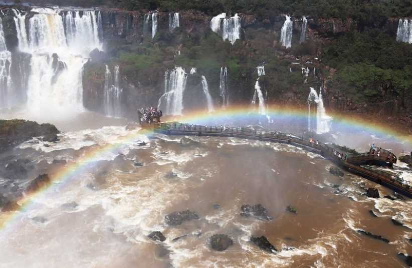 Bar de Gelo comemora 6 anos com presente para iguaçuenses