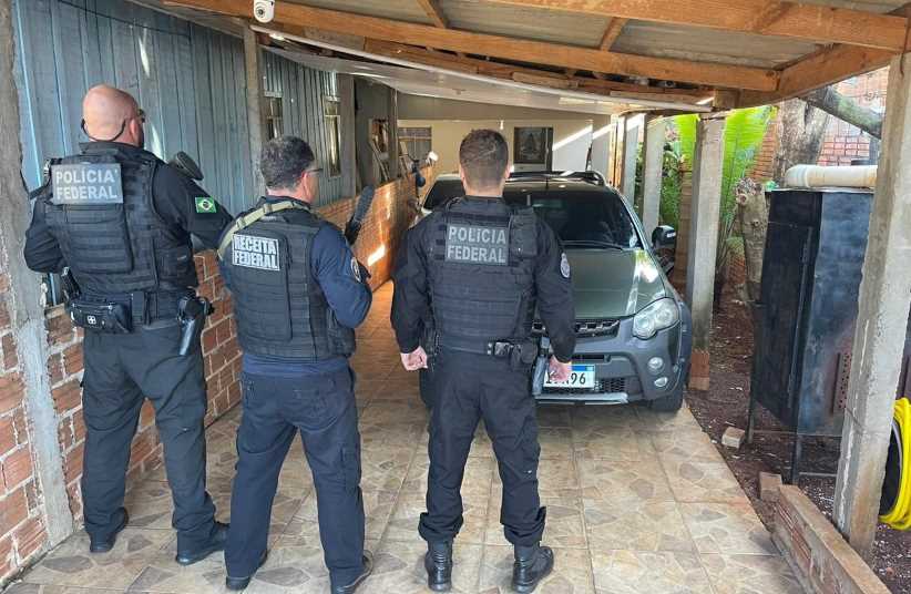 Operação Conjunta Policia Militar e Receita Federal Prende Arma e Drogas