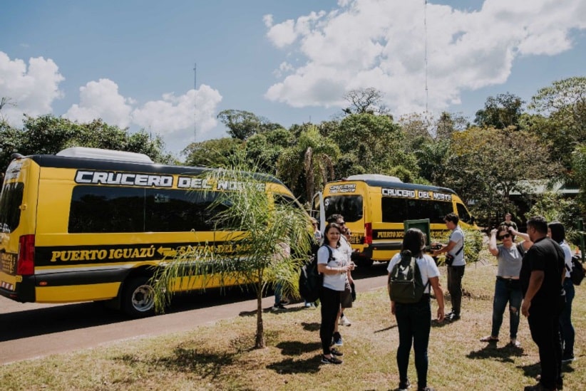 Jornalistas argentinos participaram da viagem inaugural do trajeto. Imagem: Gentileza/Governo de Misiones
