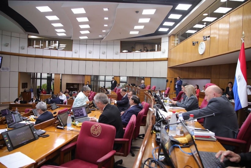 Plenário do Senado do Paraguai durante sessão legislativa. Imagem: Gentileza/Senado