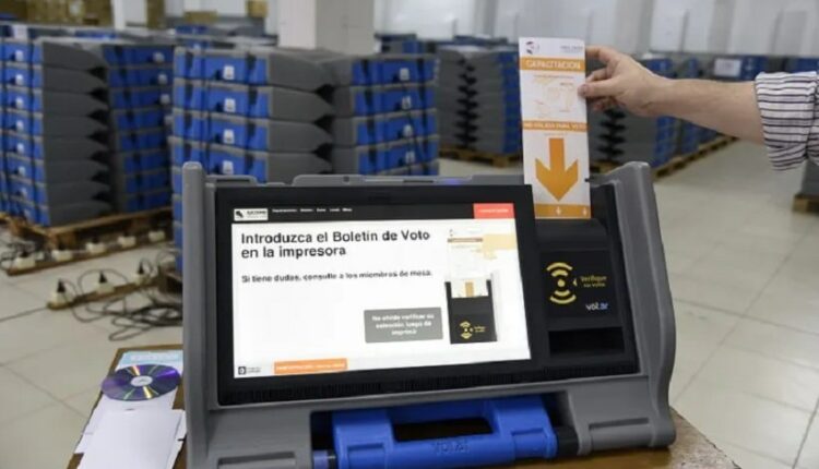 Modelo de urna eletrônica utilizado no Paraguai. Imagem: Gentileza/Tribunal Superior de Justiça Eleitoral