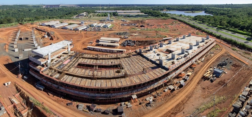 Panorâmica das obras do Campus Niemeyer, com a barragem de Itaipu ao fundo. Foto: Gentileza/Unila