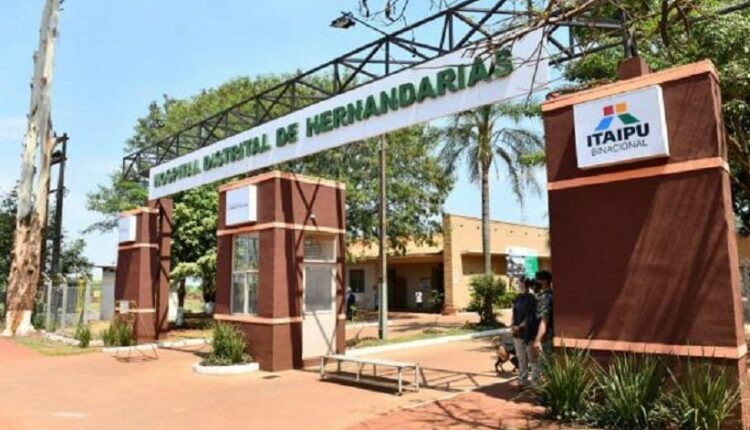 Pórtico de acesso ao Hospital Distrital de Hernandarias, município que abriga a metade paraguaia da usina de Itaipu. Foto: Gentileza/Presidência do Paraguai