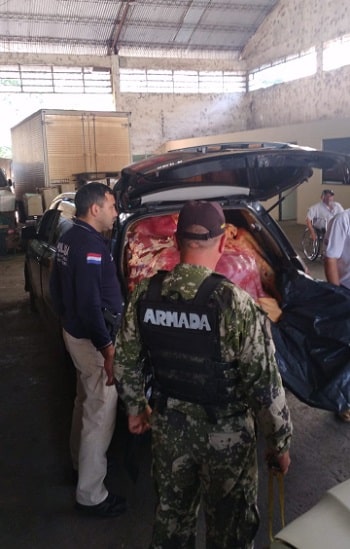 Motoristas abordados nessa segunda (3) já vinham sendo monitorados pela polícia paraguaia. Foto: Gentileza/Marinha do Paraguai