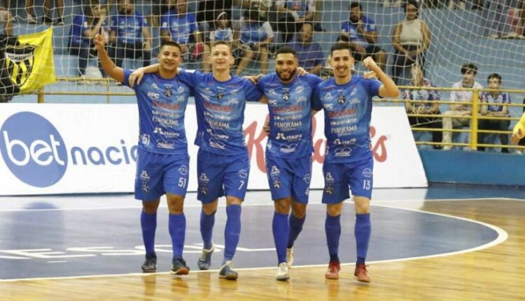 Time voltou a vencer após jejum de seis jogos na Liga Nacional. Foto: Abel da Banca/Foz Cataratas Futsal
