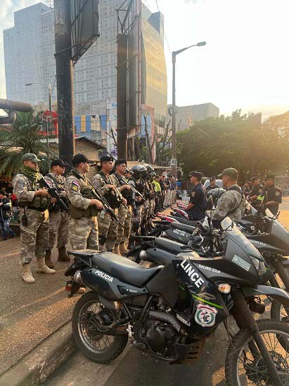 Agentes del Grupo Lince forman parte de la movilización. Foto: Cortesía Policía Nacional de Paraguay