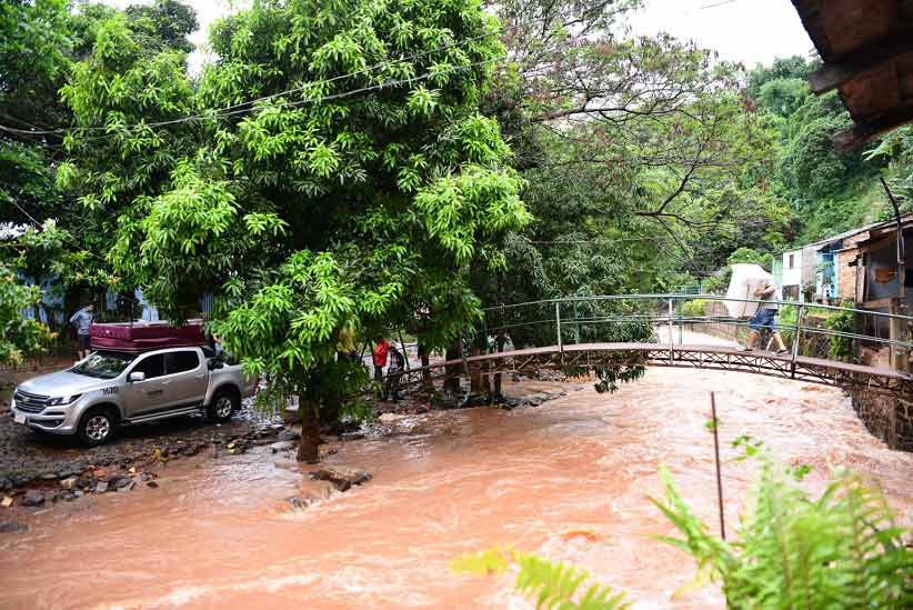 Áreas ribeirinhas em Ciudad del Este foram as mais afetadas pela cheia e pelas chuvas dos últimos dias na fronteira. Foto: Gentileza/Itaipu Binacional (Paraguai)