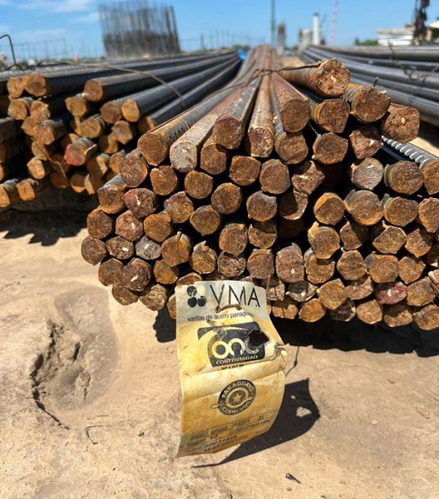 Material de procedência paraguaia, encontrado pela Receita no canteiro de obras. Foto: Gentileza/RFB