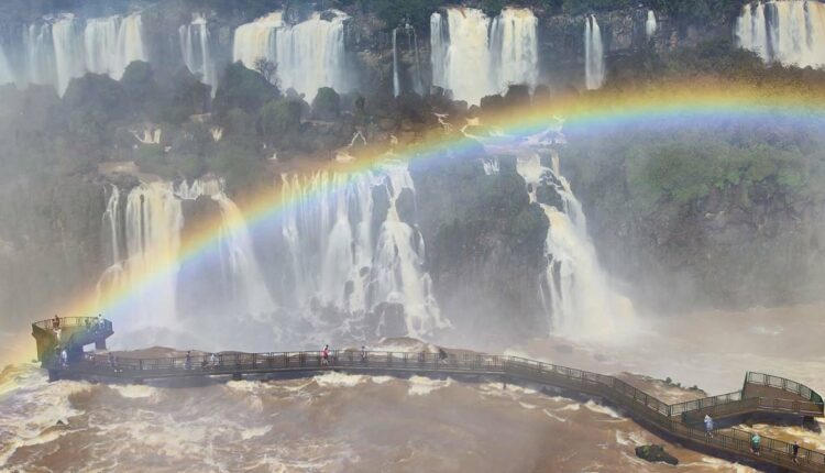 Nível do Rio Iguaçu nas Cataratas permaneceu acima da média durante quase toda a estação. Foto: Nilmar Fernando/Urbia Cataratas