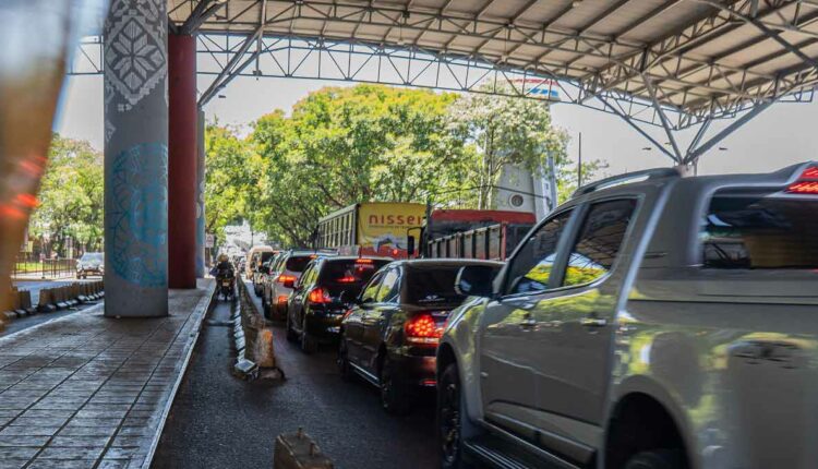 Segundo os investigadores, negociações aconteciam em uma área de depósito ao lado da aduana de Ciudad del Este. Foto: Marcos Labanca/H2FOZ (Arquivo)