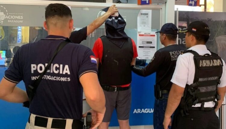 Brasileiro foi detido durante abordagem de rotina em Ciudad del Este. Foto: Gentileza/Polícia Nacional do Paraguai