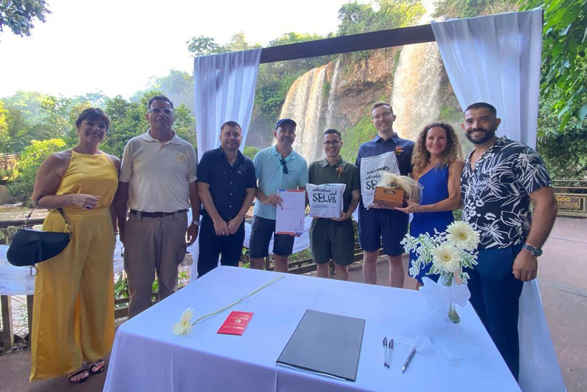 Autoridades do setor turístico de Misiones prestigiaram o ato. Foto: Gentileza/Ministério do Turismo de Misiones