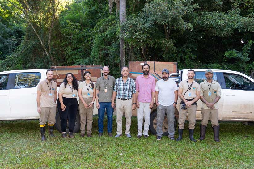 Equipes de Itaipu e da Fundação Rewilding Argentina. Foto: Sara Cheida/Itaipu Binacional